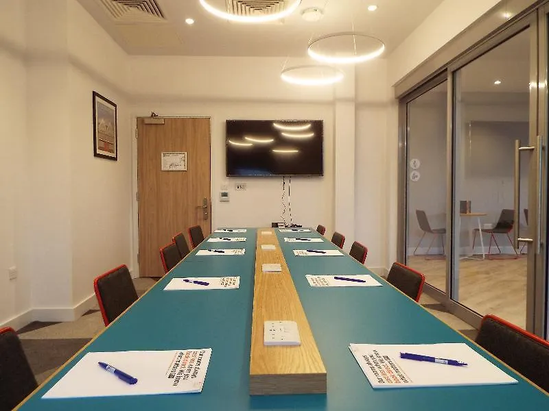 Holiday Inn Express - Stockport By Ihg Hotel
